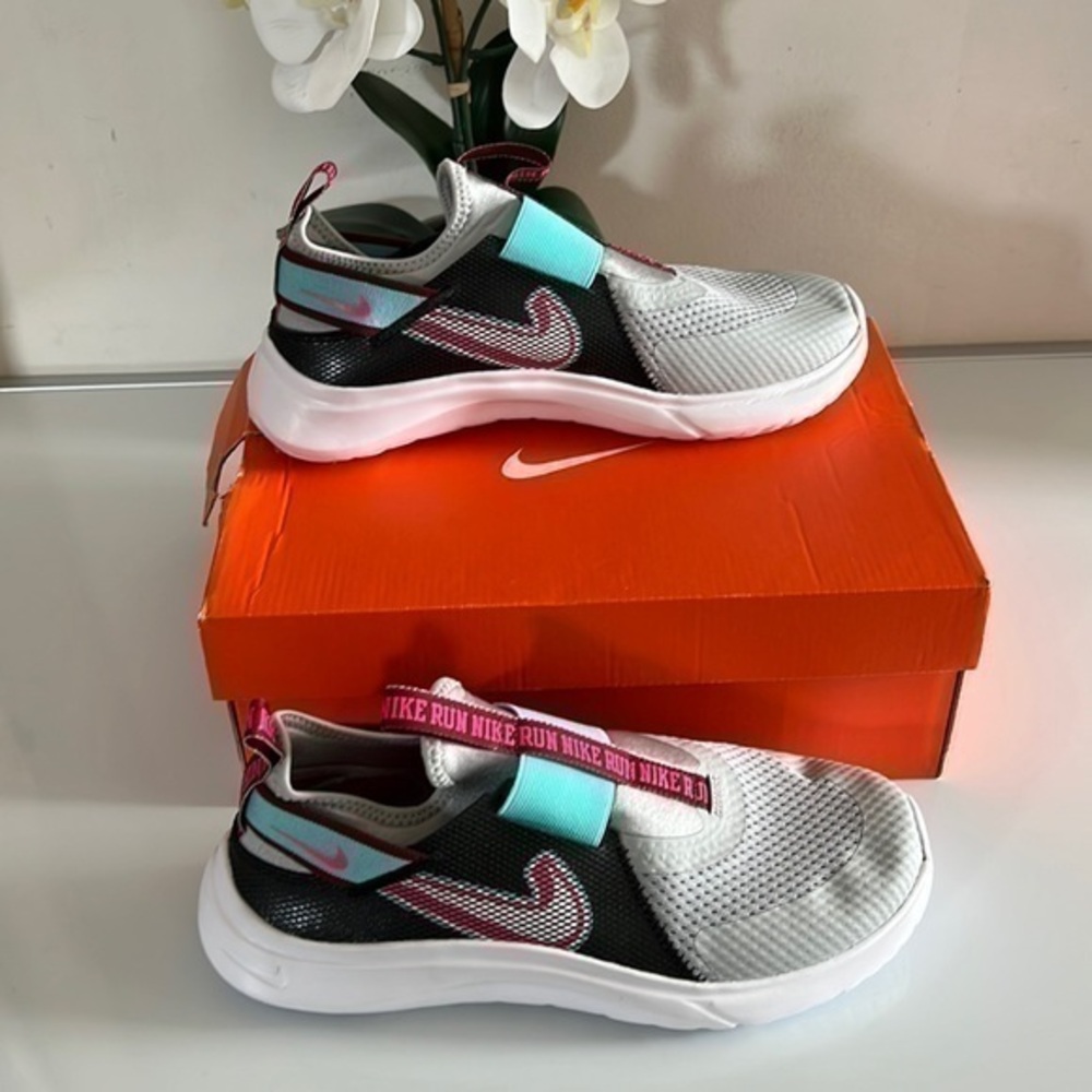 Nike Flex Plus SE Kids' 7Y Running Shoes R(2)